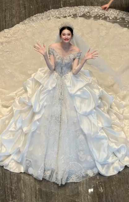Exquisite Illusion Neck Satin Wedding Dress Long Sleeve Beading A-Line Bridal Dress GG6354