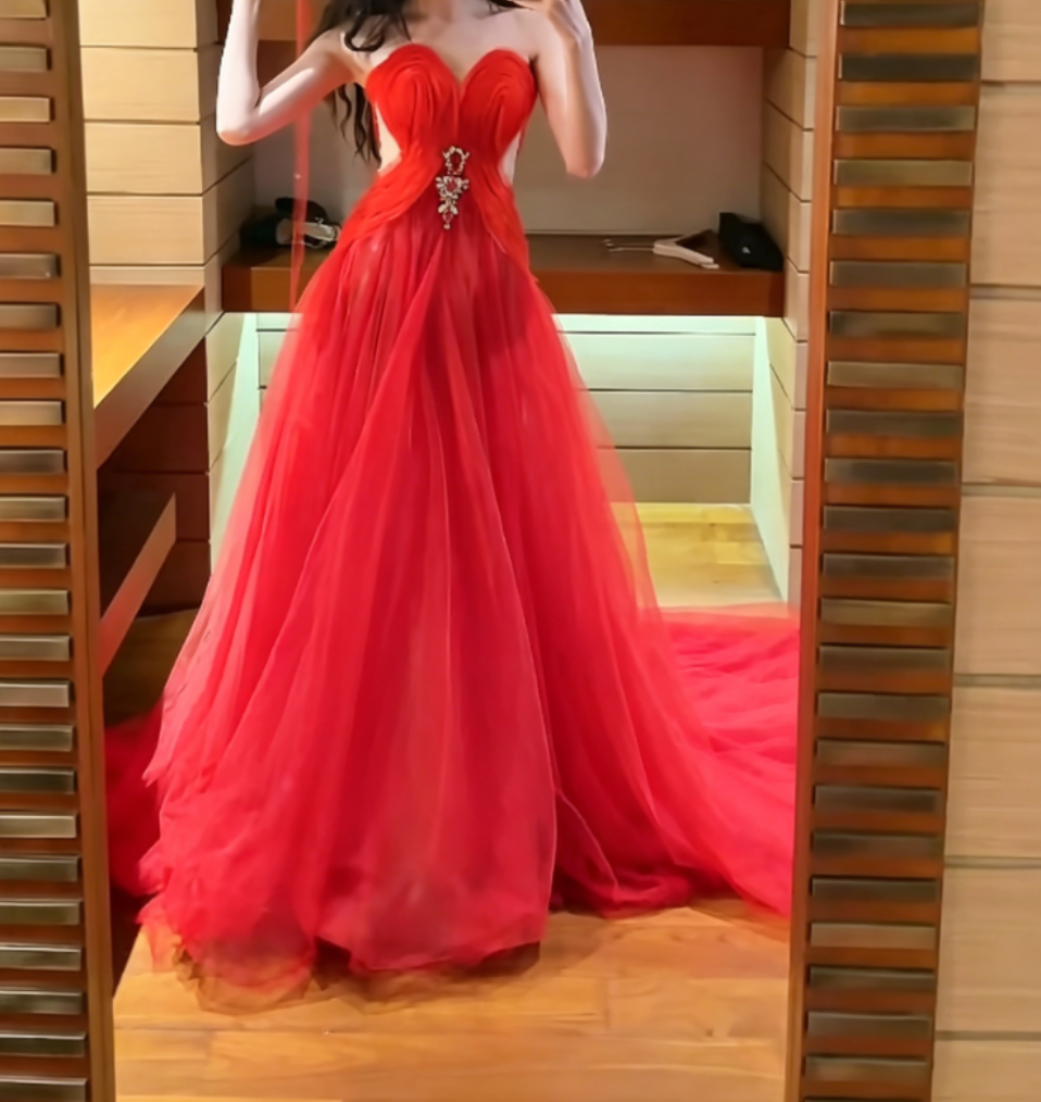 Alluring Strapless Red Prom Dress Rhinestones Tulle A-Line Evening Dress GG6359