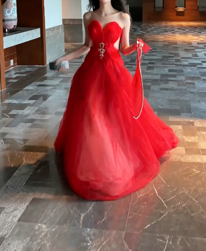 Alluring Strapless Red Prom Dress Rhinestones Tulle A-Line Evening Dress GG6359