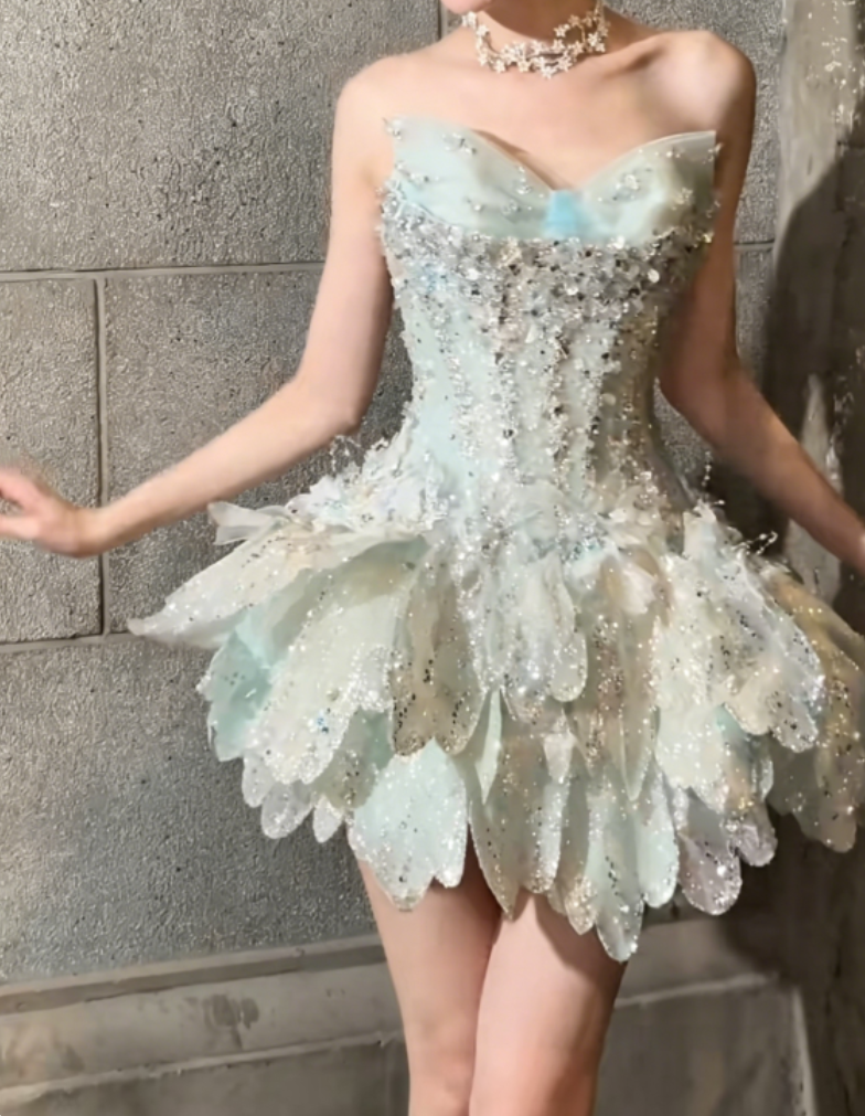 Glamorous Beaded Homecoming Dress Green Birthday Outfit Sequins Tiered Party Dress GG6366