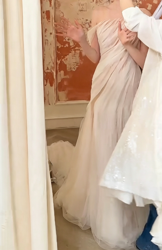 Alluring Illusion Neck White Wedding Dress Tulle Mermaid Bridal Dress GG6396