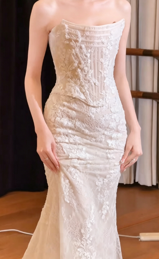 Chic Strapless Wedding Dress Lace Mermaid Bridal Dress GG6402