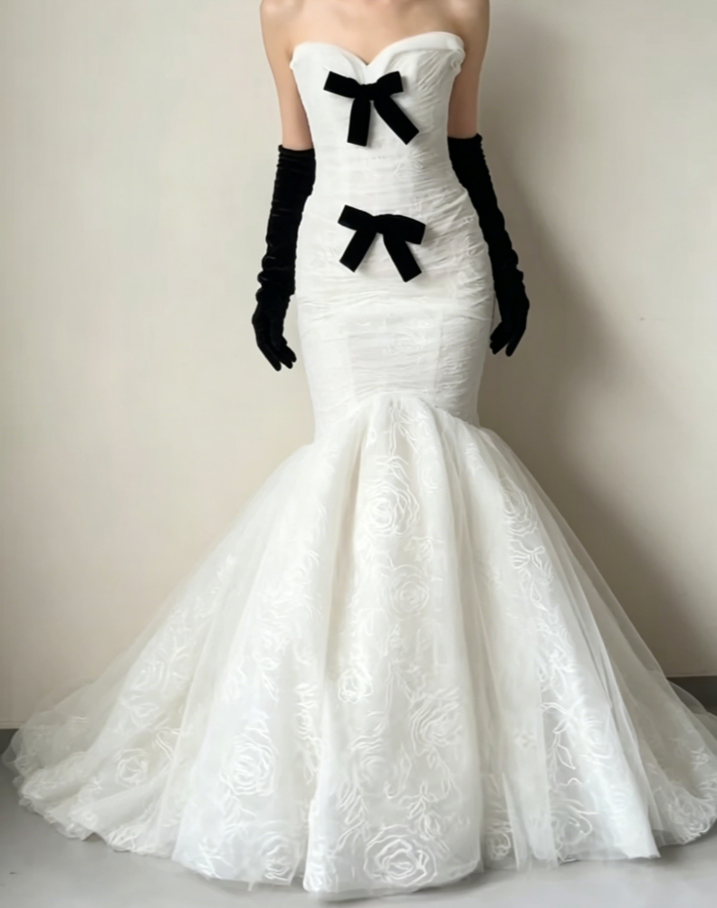 Fascinating Strapless White Prom Dress Bows Mermaid Evening Dress GG6417