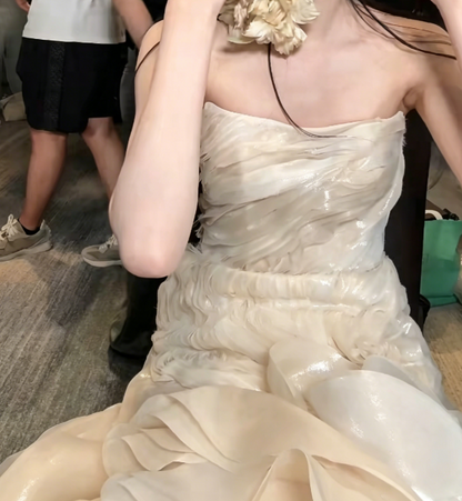 Trendy Strapless Ivory Wedding Dress Ruffles Mermaid Bridal Dress GG6426