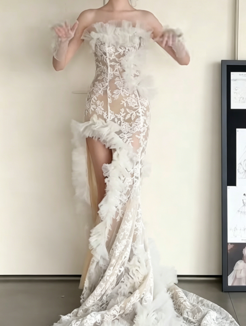 Unique Strapless Slit Beige Wedding Dress Lace Ruffles Tulle Mermaid Bridal Dress GG6438