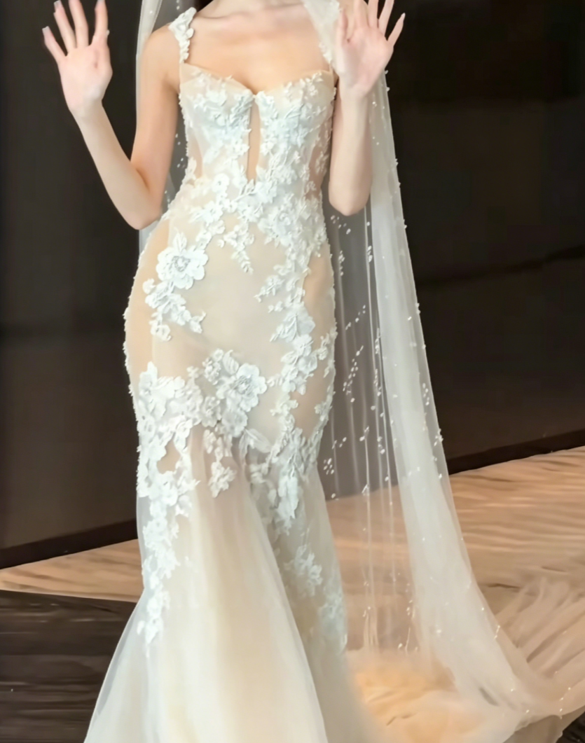 Elegant Spaghetti Straps Beige Prom Dress Lace Tulle Mermaid Evening Dress GG6449