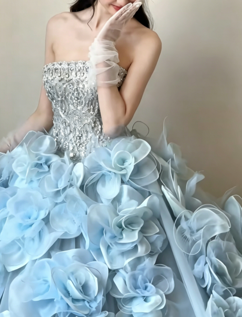 Exquisite Strapless Blue Prom Dress Appliques Beaded A-Line Evening Dress GG6459