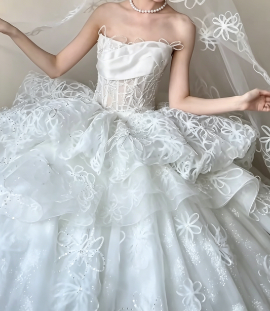 Charming Strapless Appliques Wedding Dress Sequins A-Line Bridal Dress GG6464