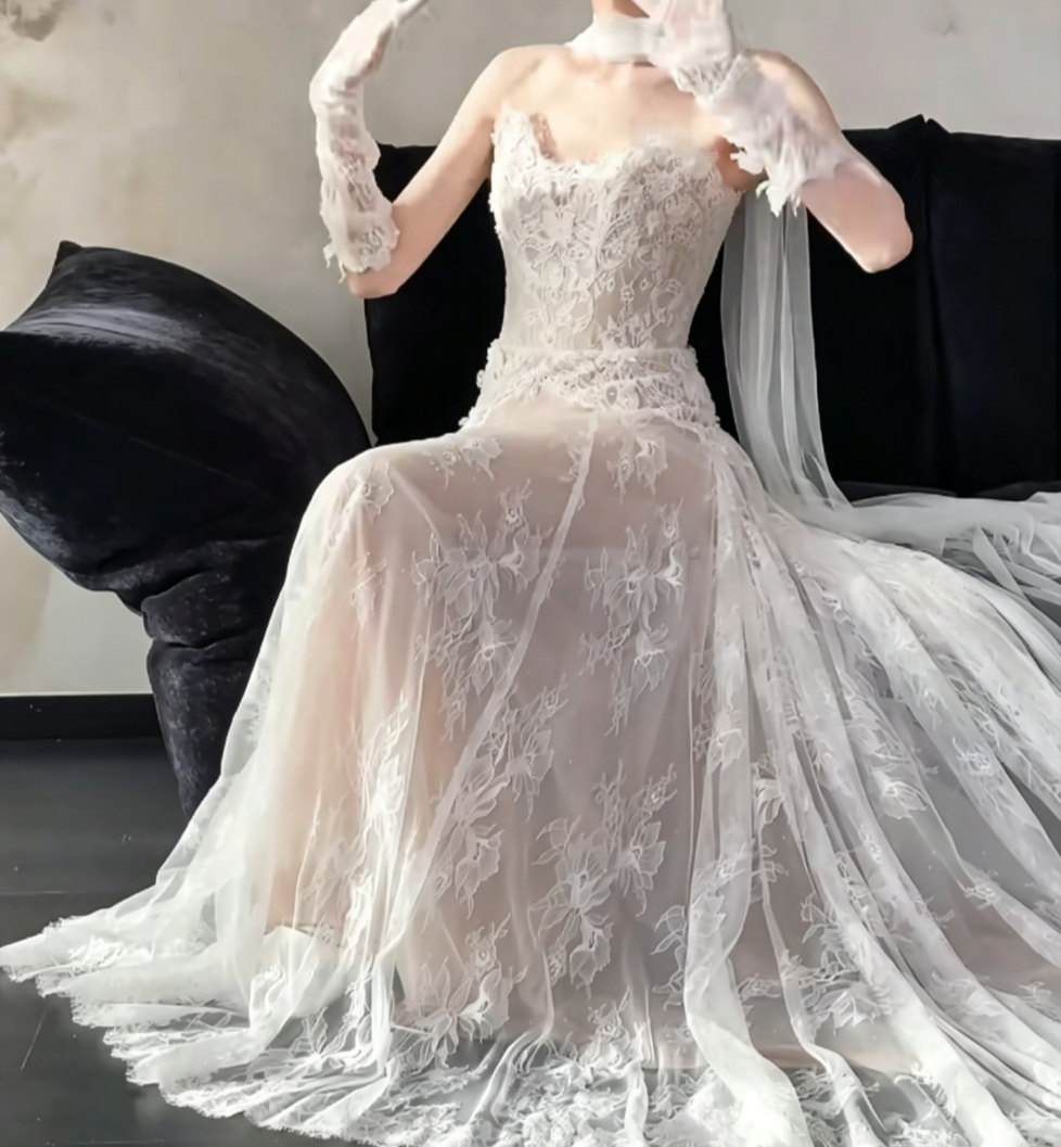 Ethereal Strapless Lace Wedding Dress With Scarf Tulle A-Line Bridal Dress GG6489
