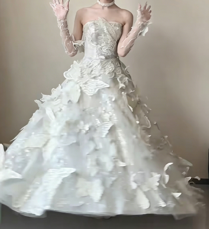 Luxurious Strapless Beaded Wedding Dress Sequins Butterflies A-Line Bridal Dress GG6490