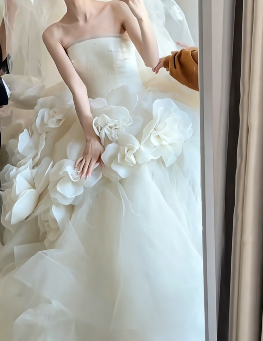 Ornate Strapless Beads Wedding Dress Handmade Flowers A-Line Bridal Dress GG6493