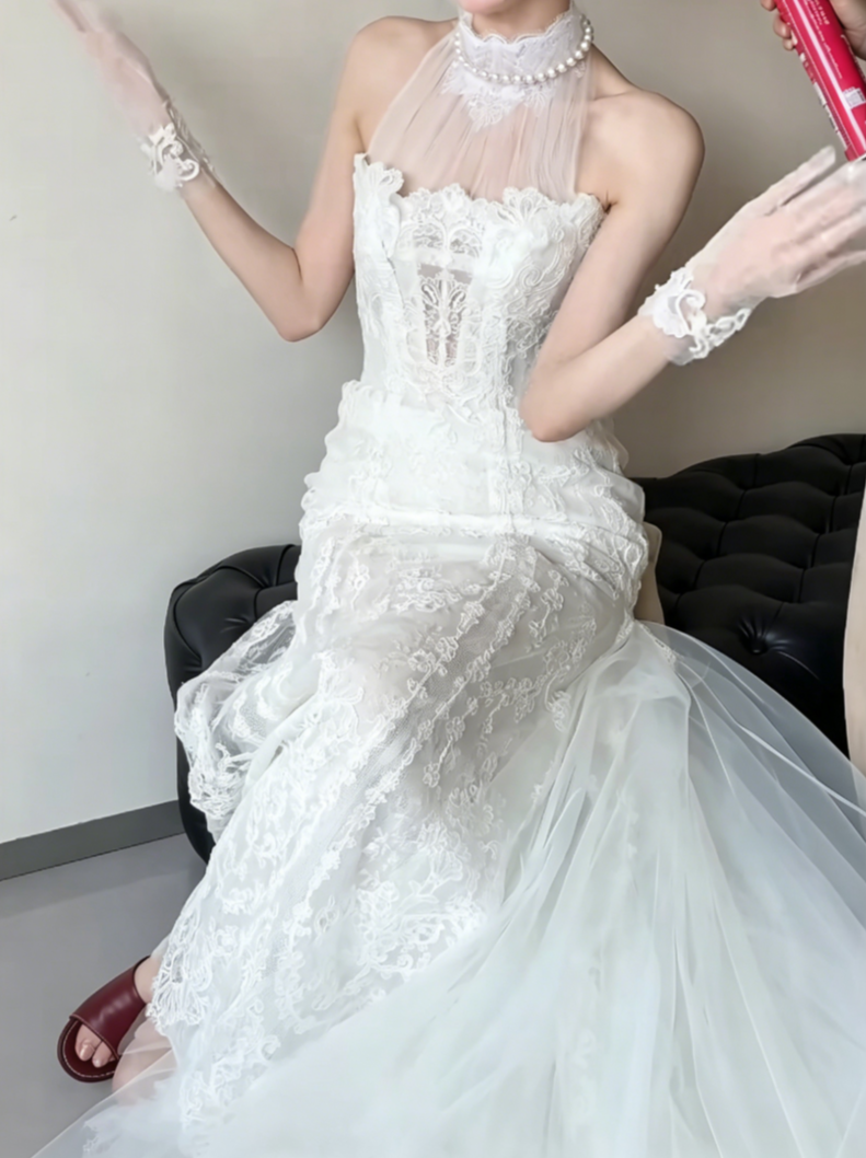 Graceful Halter Neck Wedding Dress Lace Tulle Mermiad Bridal Dress GG6494