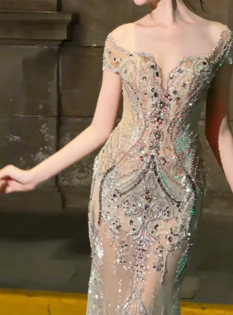 Unique Off-Shoulder Beaded Prom Dress Crystals Sequins Mermaid Evening Dress GG6505