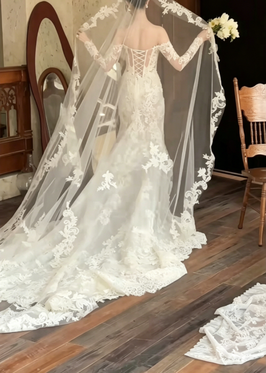 Chic Off-Shoulder Lace Wedding Dress Long Sleeve Mermiad Bridal Dress GG6512