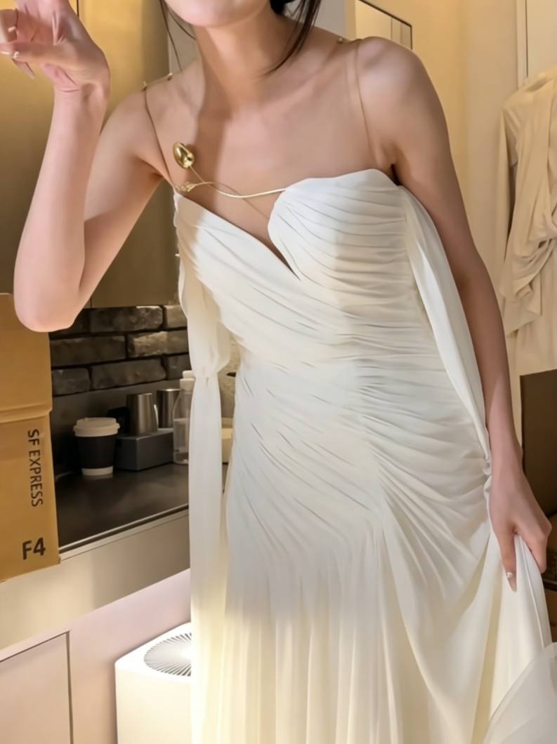 Flowy Off-Shoulder Prom Dress Ruched Mermaid Evening Dress GG6520