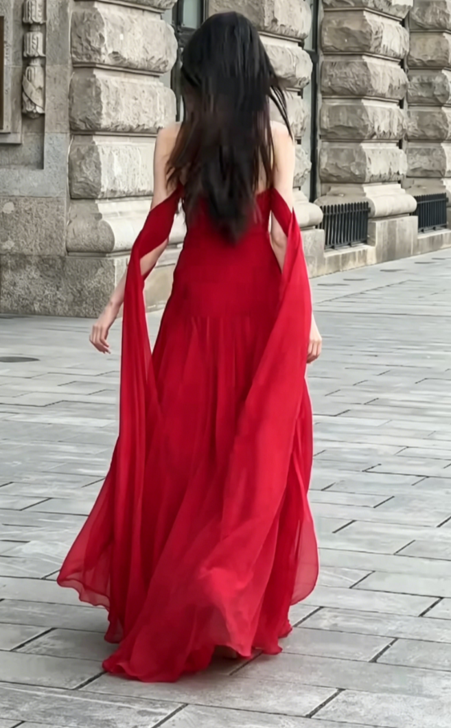 Flowy Off-Shoulder Prom Dress Ruched Mermaid Evening Dress GG6520