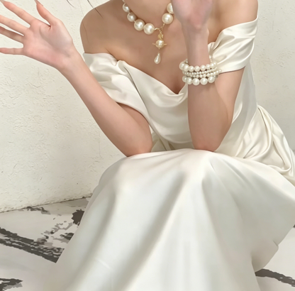Classical Off-Shoulder Wedding Dress Satin Sheath Bridal Dress GG6530