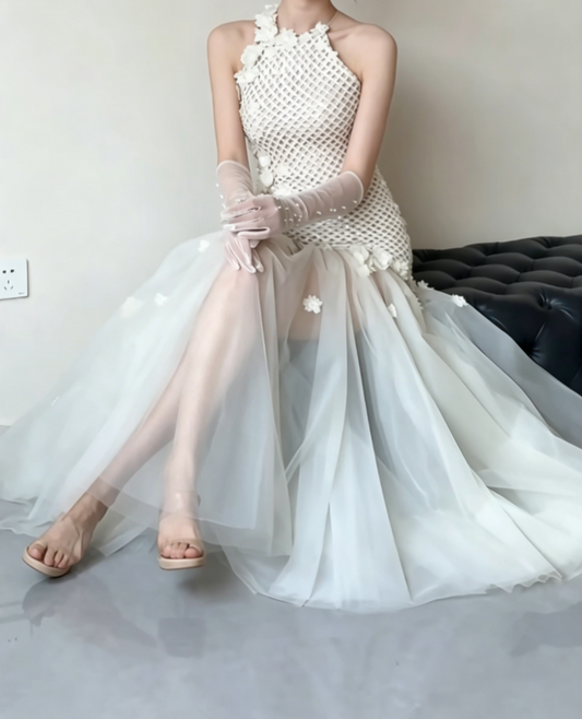 Fascinating Halter Neck Ivory Prom Dress Sequins Appliques Mermaid Evening Dress GG6560