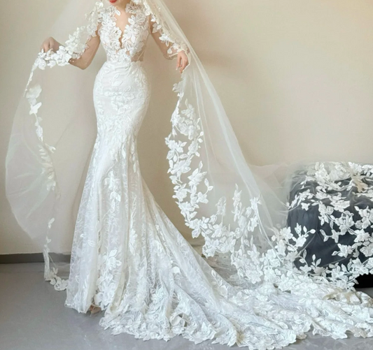 Graceful V Neck Appliques Wedding Dress Long Sleeve Mermaid Bridal Dress GG6566