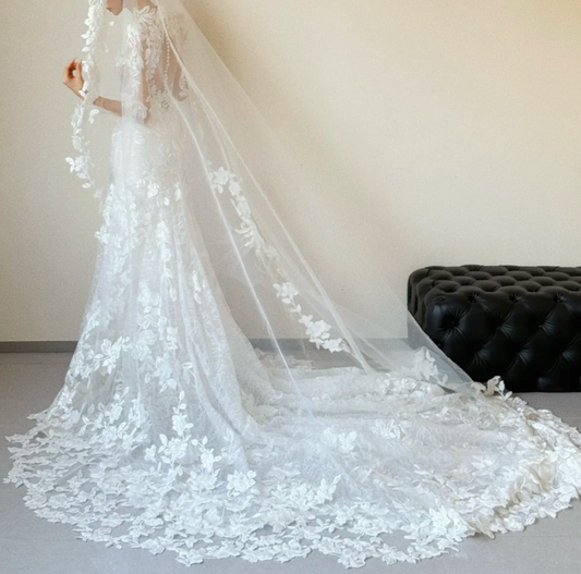 Graceful V Neck Appliques Wedding Dress Long Sleeve Mermaid Bridal Dress GG6566