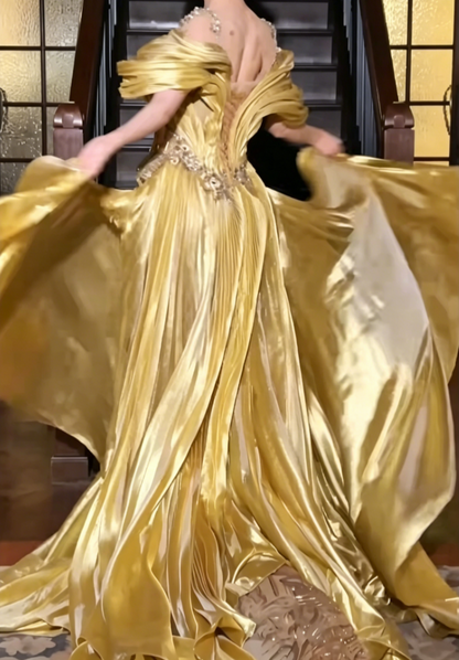 Attractive Jewel Neck Pleated Yellow Prom Dress Sequins Beaded Mermaid Evening Dress GG6572