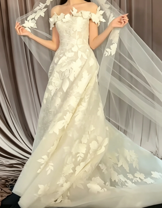 Classical Off-Shoulder Wedding Dress Appliques A-Line Bridal Dress GG6576