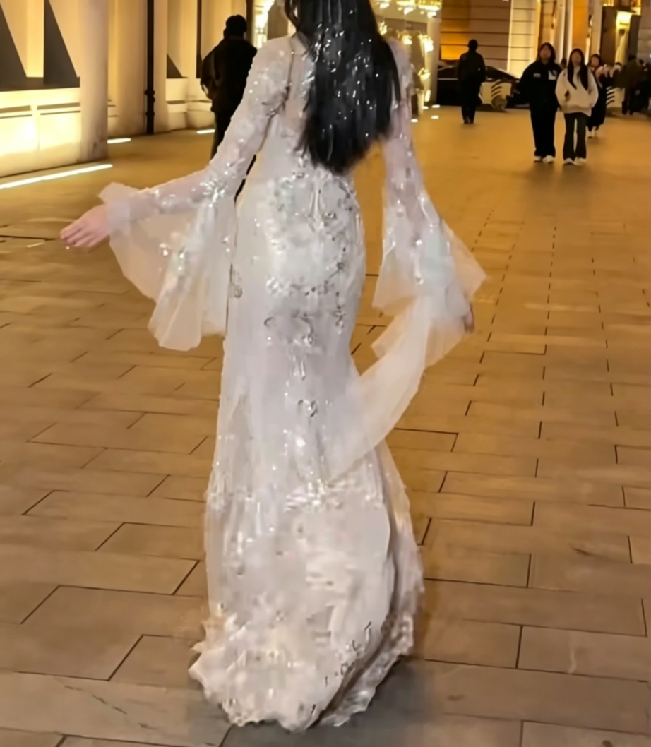 Exquisite High Collar Beaded Wedding Dress Long Sleeve Sequins Mermaid Bridal Dress GG6584