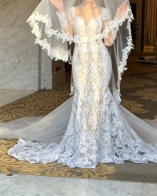 Romantic V Neck Wedding Dress Long Sleeve Lace Mermaid Bridal Dress GG6588
