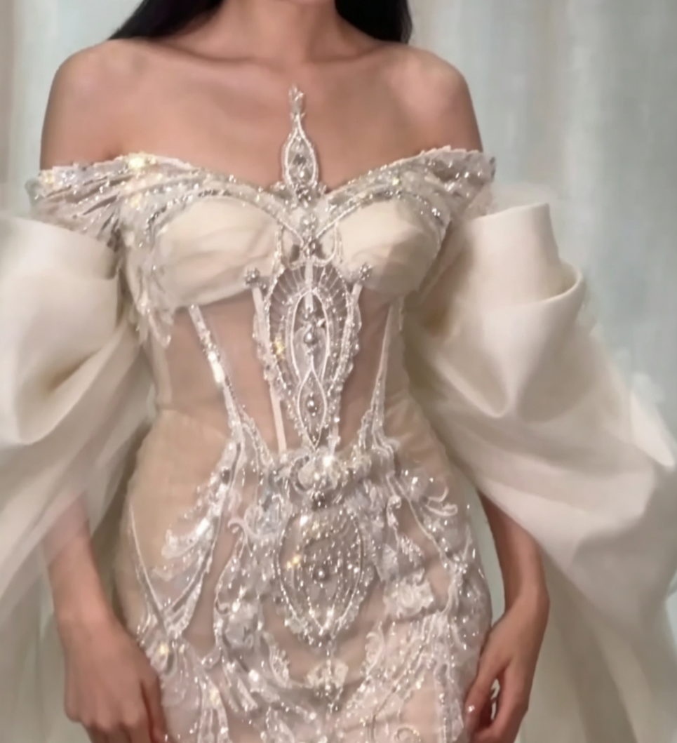 Glamorous Off-Shoulder Wedding Dress Sequins Appliques Tulle A-Line Bridal Dress GG6595