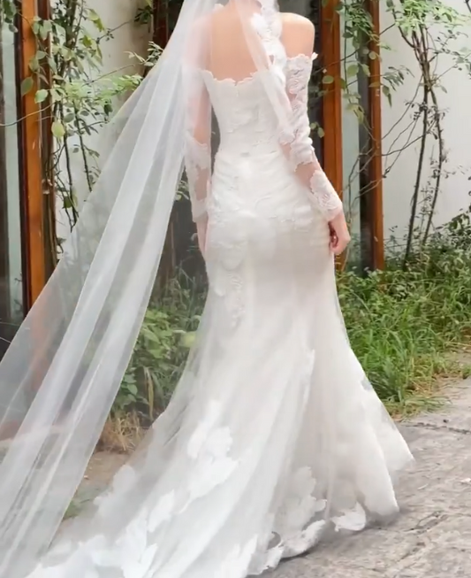 Sleek Off-Shoulder Wedding Dress Long Sleeve Appliques Mermaid Bridal Dress GG6600