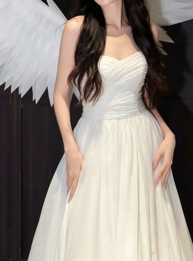 Flowy Sweetheart Neck Wedding Dress Pleated A-Line Bridal Dress GG6604