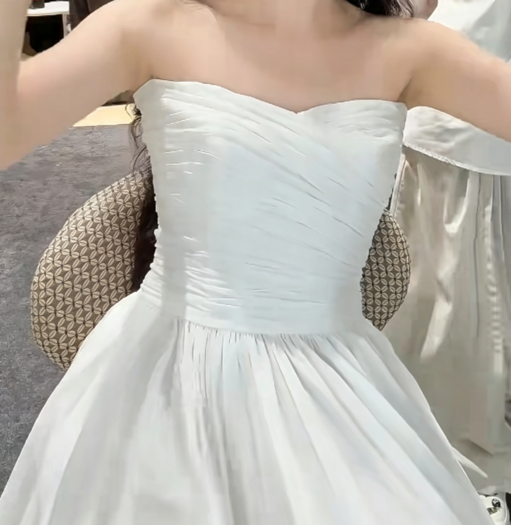 Flowy Sweetheart Neck Wedding Dress Pleated A-Line Bridal Dress GG6604