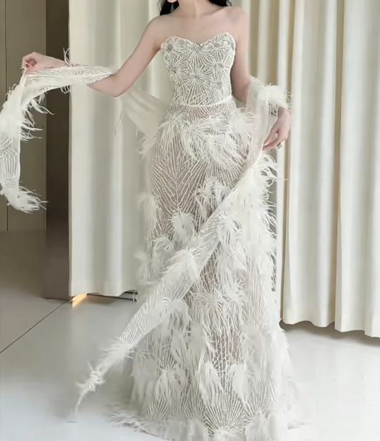 Playful Strapless Beaded Wedding Dress Feather A-Line Bridal Dress GG6607