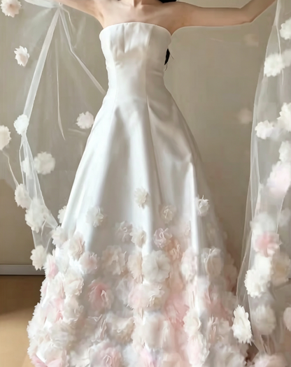 Enchanting Strapless Wedding Dress Pink Appliques Satin A-Line Bridal Dress GG6609