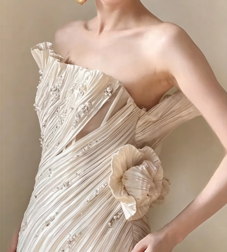 Ornate Strapless Ivory Wedding Dress Pearls Handmade Flowers Tulle Mermiad Bridal Dress GG6613