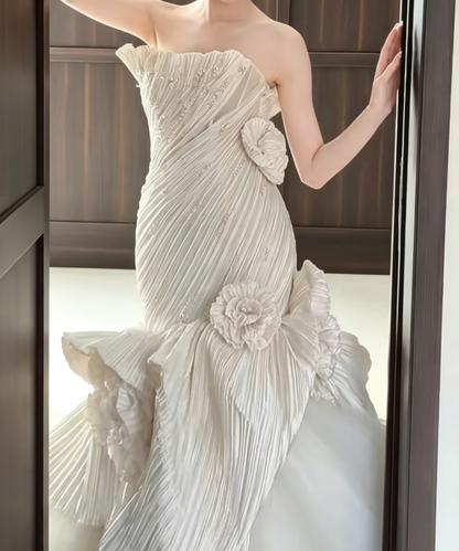Ornate Strapless Ivory Wedding Dress Pearls Handmade Flowers Tulle Mermiad Bridal Dress GG6613