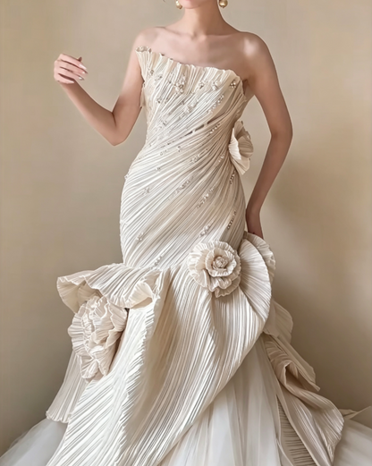 Ornate Strapless Ivory Wedding Dress Pearls Handmade Flowers Tulle Mermiad Bridal Dress GG6613