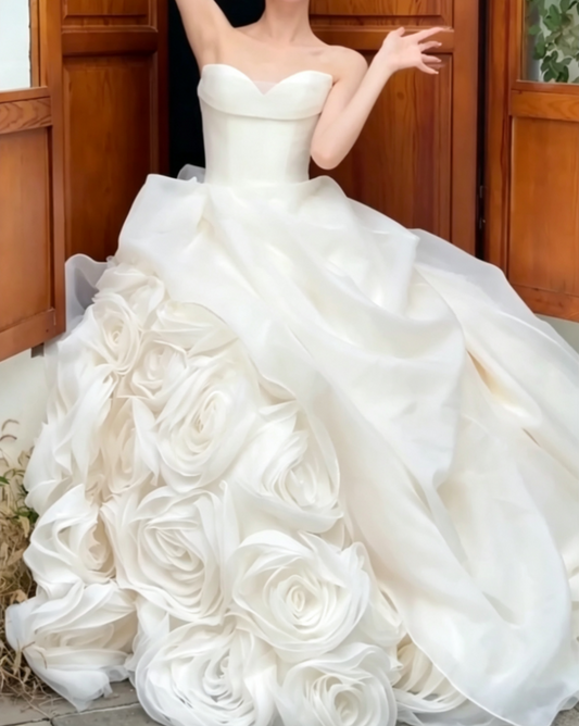 Chic Strapless Handmade Flowers Wedding Dress Satin A-Line Bridal Dress GG6614
