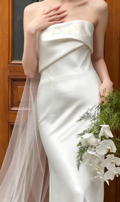 Retro Strapless Satin Wedding Dress  Embroidered Mermiad Bridal Dress GG6616