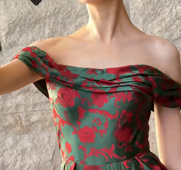 Retro Off-Shoulder Green Wedding Dress Tassel Jacquard Sheath Bridal Dress GG6630
