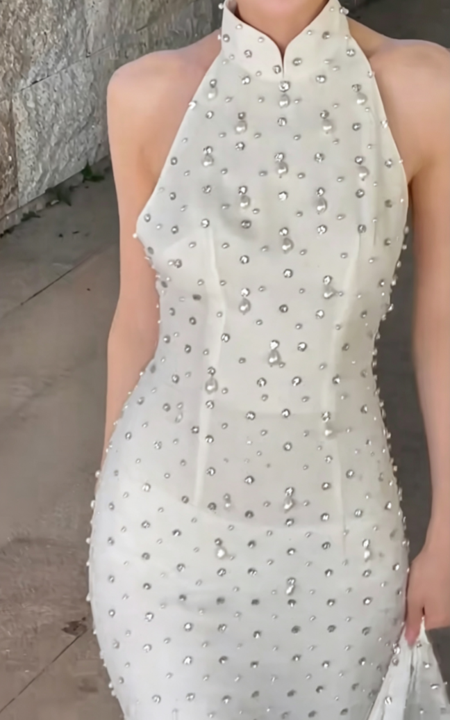 Enchanting Halter Neck Wedding Dress Rhinestones Pearls Mermiad Bridal Dress GG6631