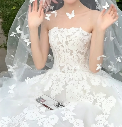 Graceful Strapless Appliques Wedding Dress Tulle A-Line Bridal Dress GG6646