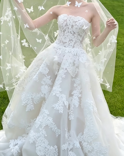 Graceful Strapless Appliques Wedding Dress Tulle A-Line Bridal Dress GG6646