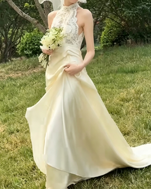 Trendy Halter Neck Wedding Dress Appliques Satin Mermiad Bridal Dress GG6659