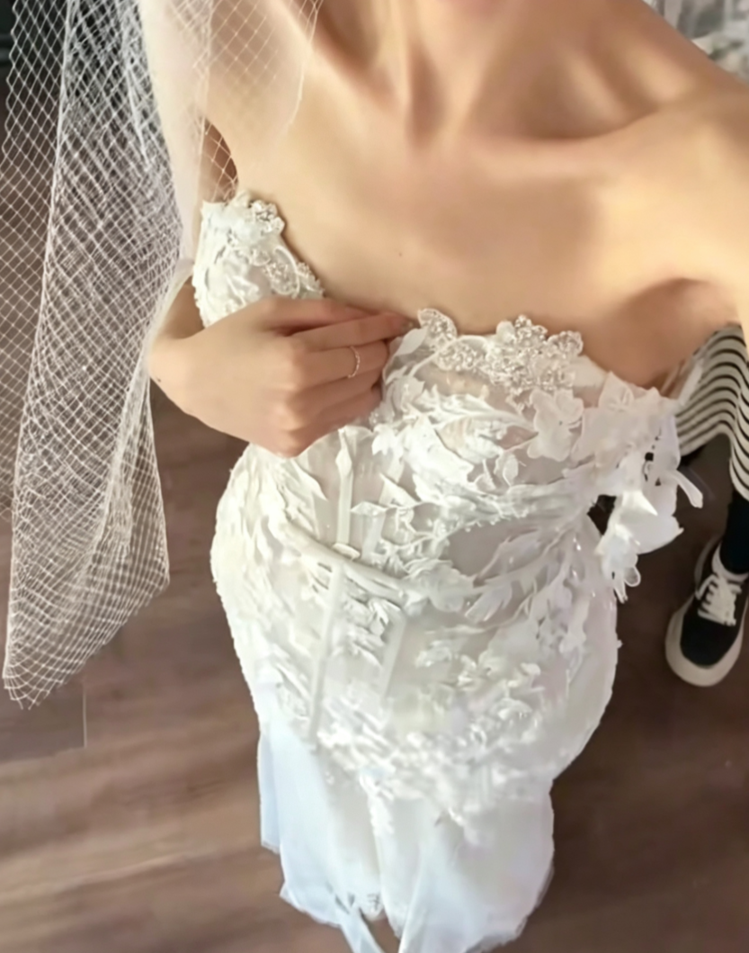 Ornate Strapless Sequins Wedding Dress Appliques Mermiad Bridal Dress GG6666