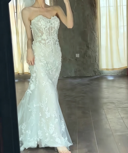 Ornate Strapless Sequins Wedding Dress Appliques Mermiad Bridal Dress GG6666