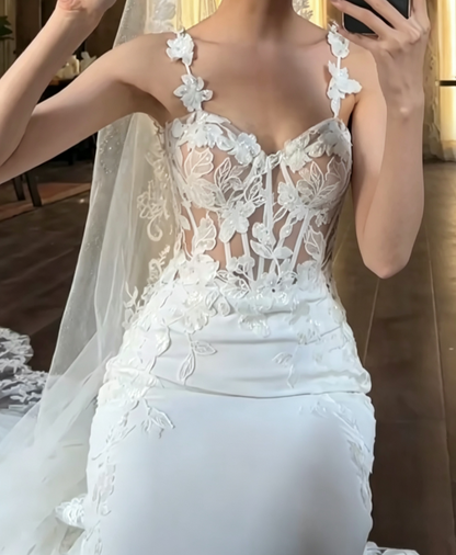 Sleek Spaghetti Straps Wedding Dress Appliques Mermiad Bridal Dress GG6670