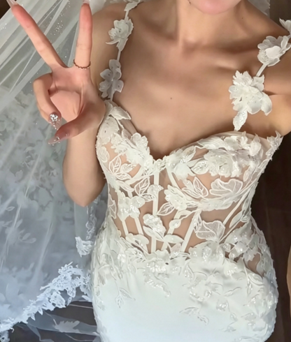 Sleek Spaghetti Straps Wedding Dress Appliques Mermiad Bridal Dress GG6670