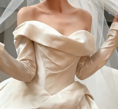 Unique Off-Shoulder Wedding Dress Long Sleeve Satin A-Line Bridal Dress GG6673