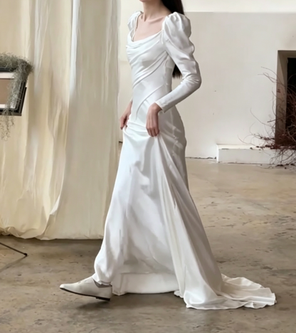 Gorgeous Square Neck Wedding Dress Long Sleeve Satin A-Line Bridal Dress GG6677